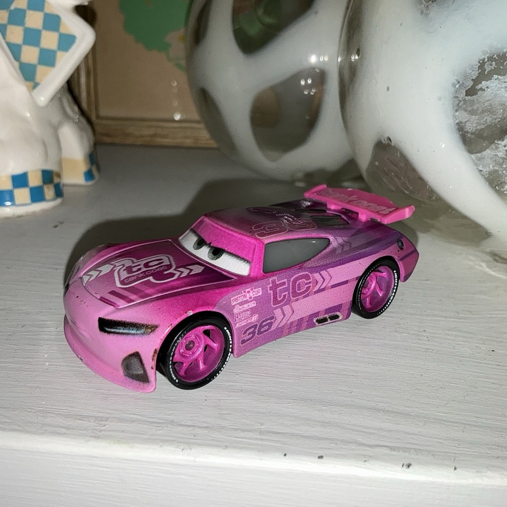 Disney Pixar Cars 3 Rich Mixon Tank Coat #36 Diecast Next Gen Piston Cup FC Pink